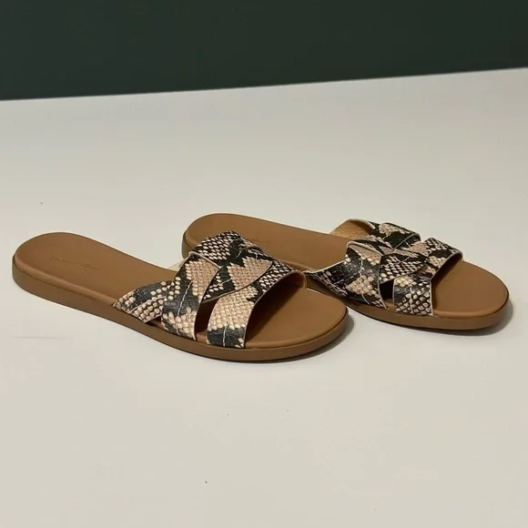 Universal Thread Snake Print Slide Sandals Size: 5.5 - Picture 2 of 5
